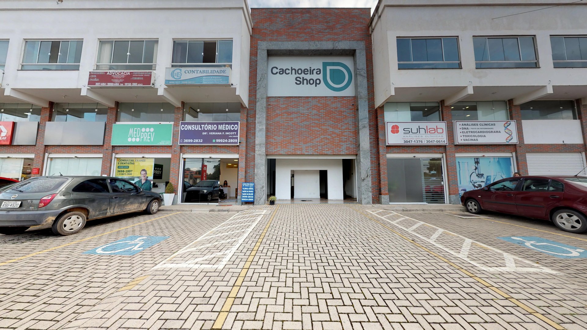 Aluga Sala Centro Comercial Cachoeira Shop – Fernando Hollanda